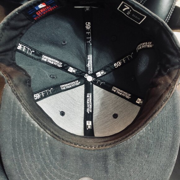 New Era 59FIFTY Toronto Blue Jays Fitted Hat Size 7 1/2 Dark Grey MLB Cap - Picture 4 of 5